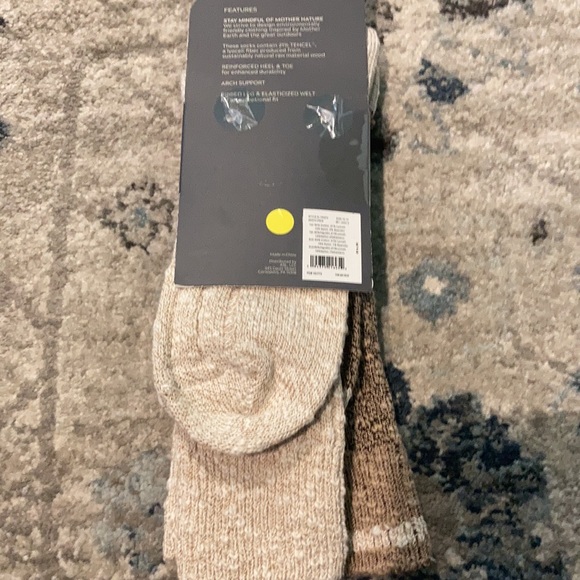 💥3/20 nwt 2 pairs durable cotton ragg outdoor socks - Picture 2 of 3